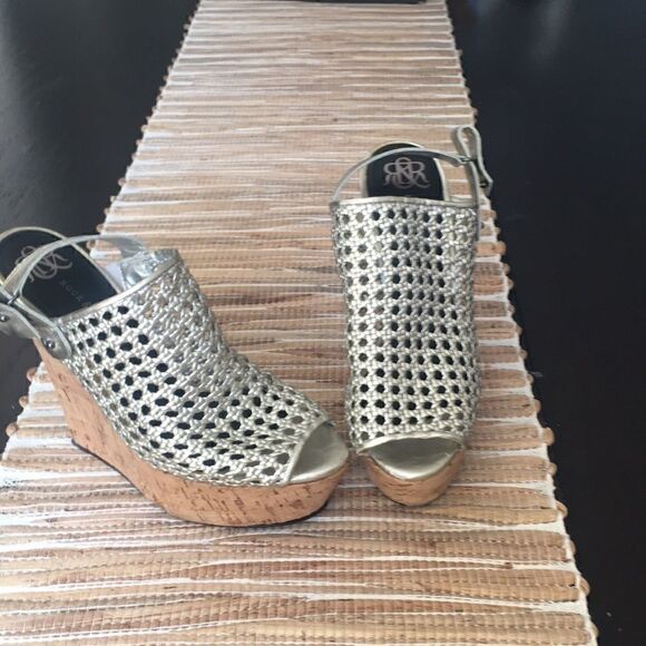 Rock & Republic Shoes - Rock and Republic Gold platforms 8 1/2
